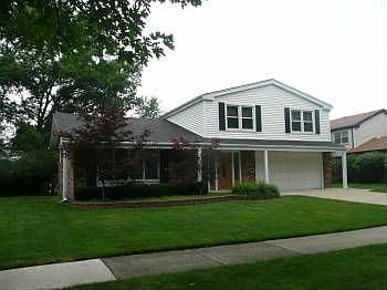 2nd image of 2420 Rebecca Ln
