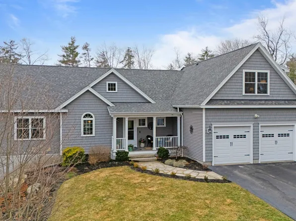 10 Prescott Heights Road, Hooksett, NH 03106