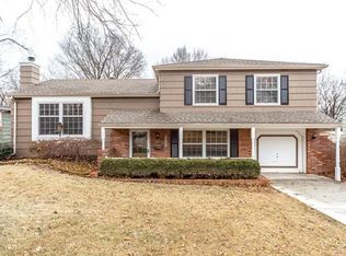 10009 W 91st St, Overland Park, KS 66212