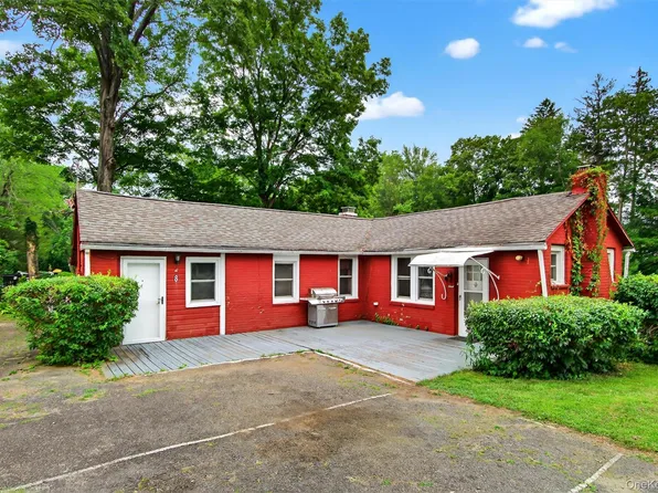 8 Peach Lake Drive, North Salem, NY 10560