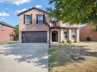 2456 Arroyo Springs Dr, Grand Prairie, TX 75052