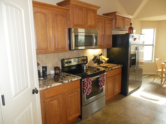 5th image of 5510 Encino Oak Way