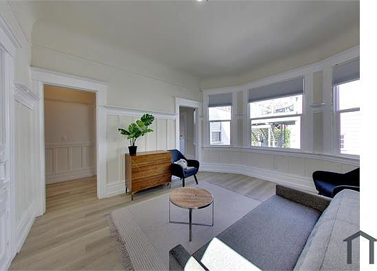 5th image of 1926 Bush St #1926B