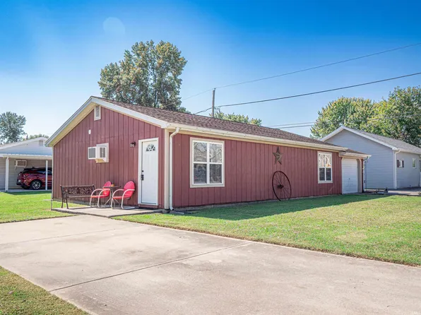 108 Hoehn Dr, Poseyville, IN 47633