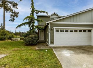 Island Place #1, Oak Harbor, WA 98277