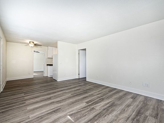 2nd image of 552 Van Houten Ave APT 1