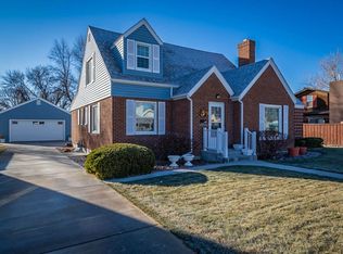 138 Washakie Ave, Lovell, WY 82431