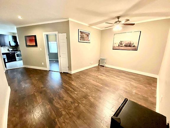 2nd image of 10-31 Jackson Ave #2F