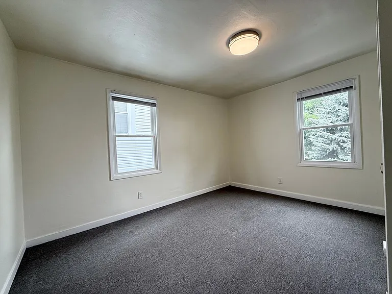10 Exeter St #2 — Photo 16