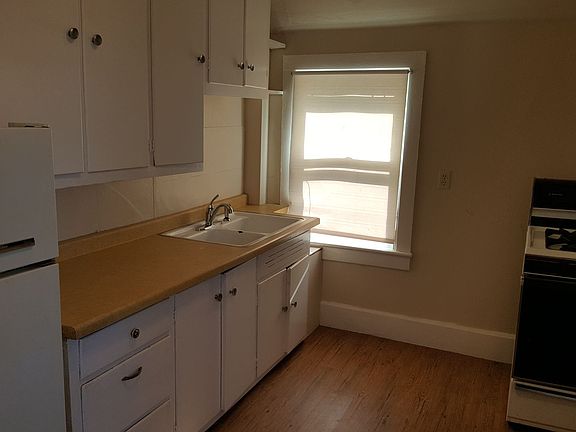 5th image of 215 N Roosevelt St