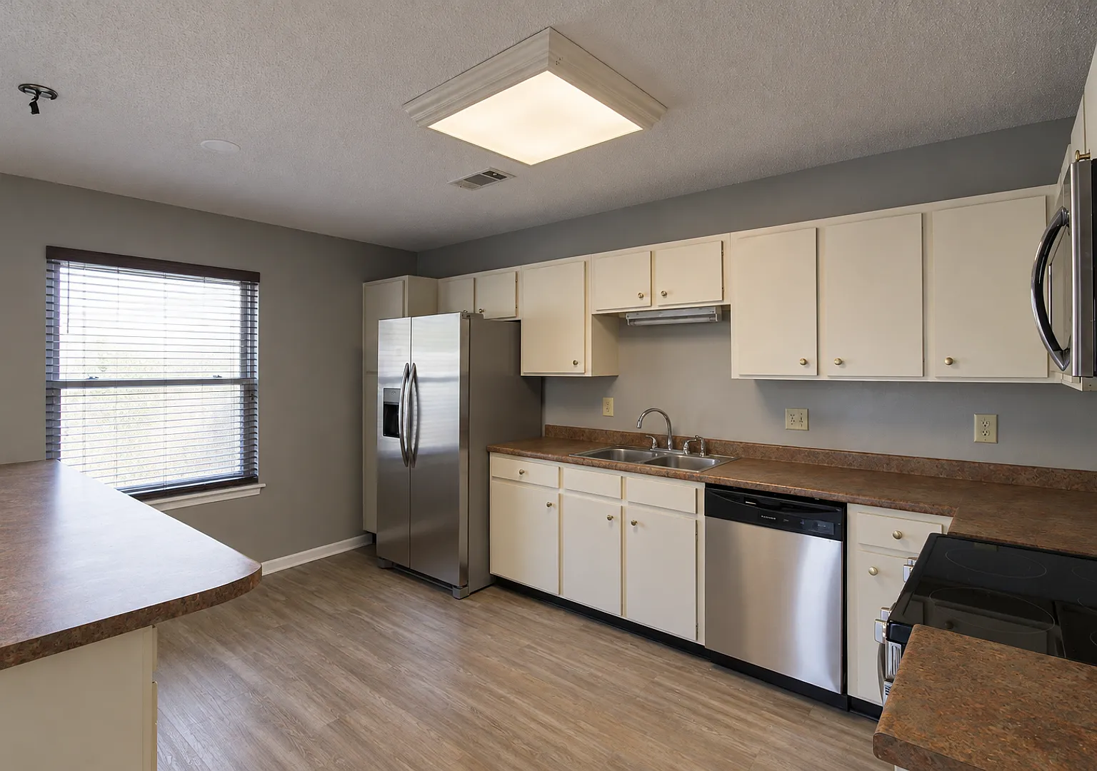 2-Bedroom, 2-Story Rental Near Downtown Cookeville & TTU — Photo 4
