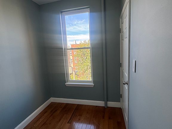 4th image of 1345 Greene Ave APT 3