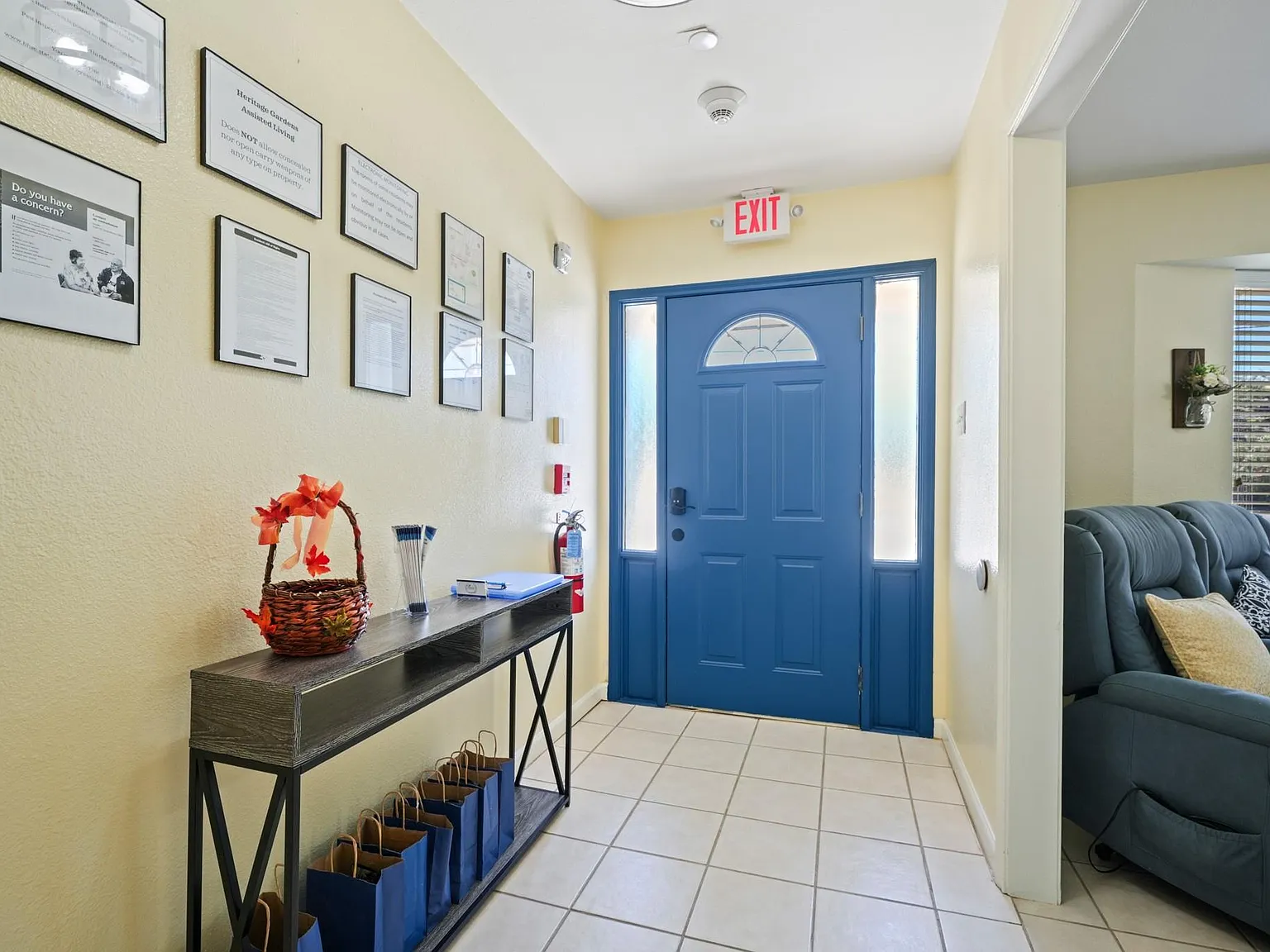 6 bed, 4.0 bath, 3109 sqft, $4,500 — Photo 3