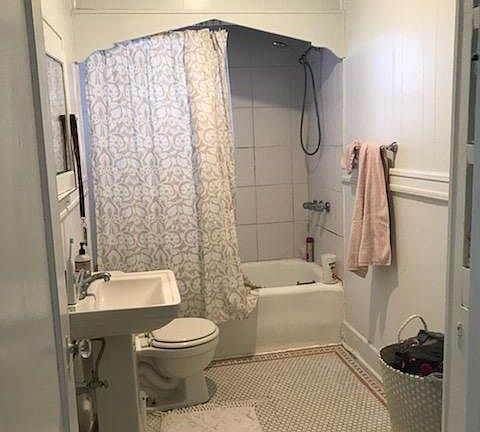 2nd image of 3207 Rogers Ave