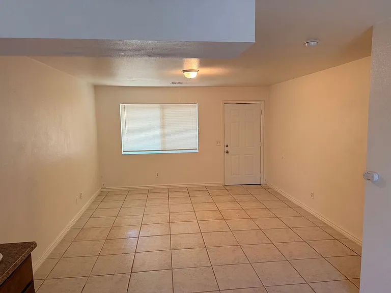 246 W Belleview Ave — Photo 7