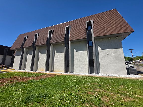 5th image of 401 McFarland St #102-B