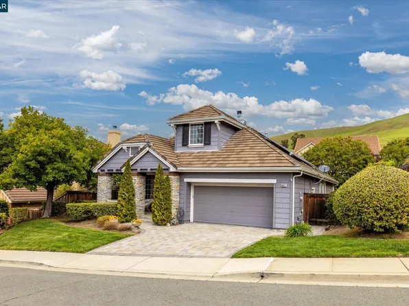 6027 Golden Eagle Way, Clayton, CA 94517