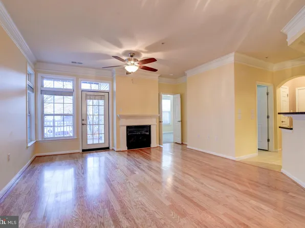 514 Sunset View Ter SE Unit 103, Leesburg, VA 20175