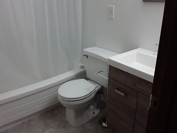 Newly Renovated Bathroom Fixtures never used