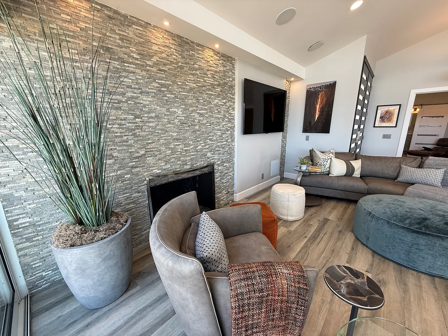 31574 Flying Cloud Dr — Photo 4