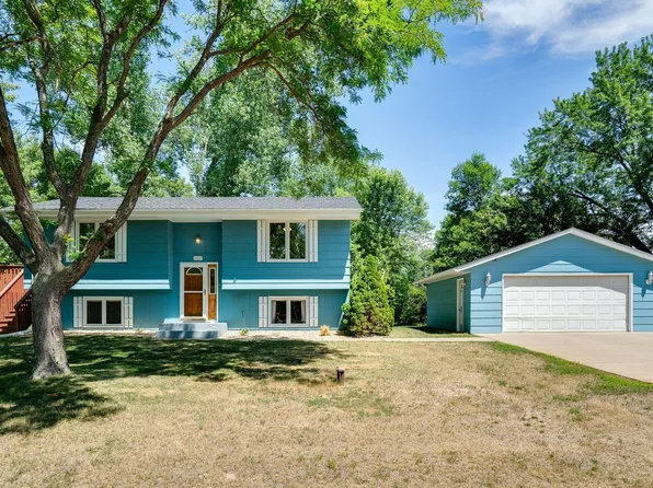 16657 Mankato St NE, Ham Lake, MN 55304