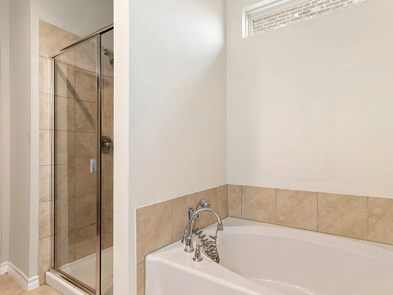1341 Eagle Ray St — Photo 17