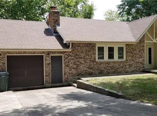 9719 S Howard Rd, Lees Summit, MO 64086