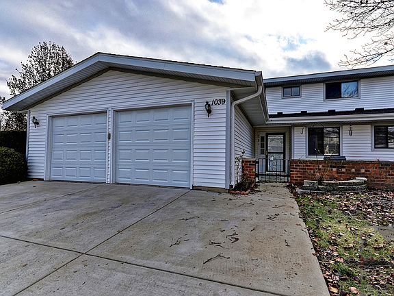 2nd image of 1039 Belmont Ct