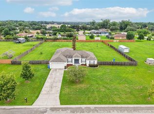 2206 Wooden Shoe Way, Plant City, FL 33567