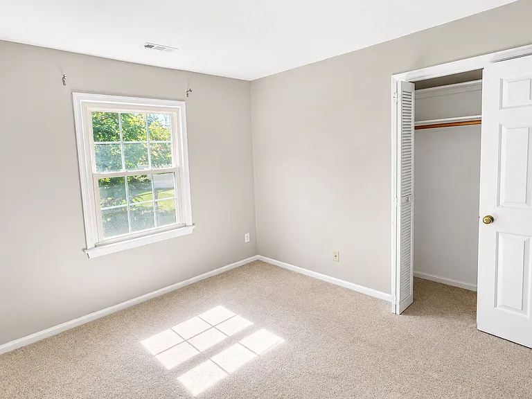 1137 Chatmoss Dr — Photo 12