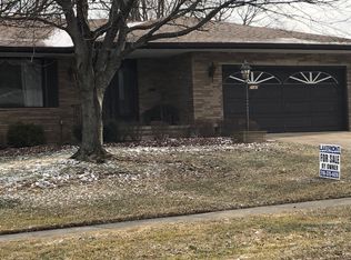 7147 Lakeview Dr, Parma, OH 44129