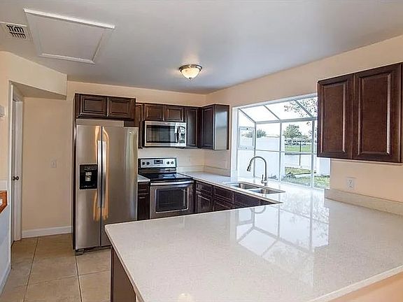 4th image of 3457 Sugar Mill Rd
