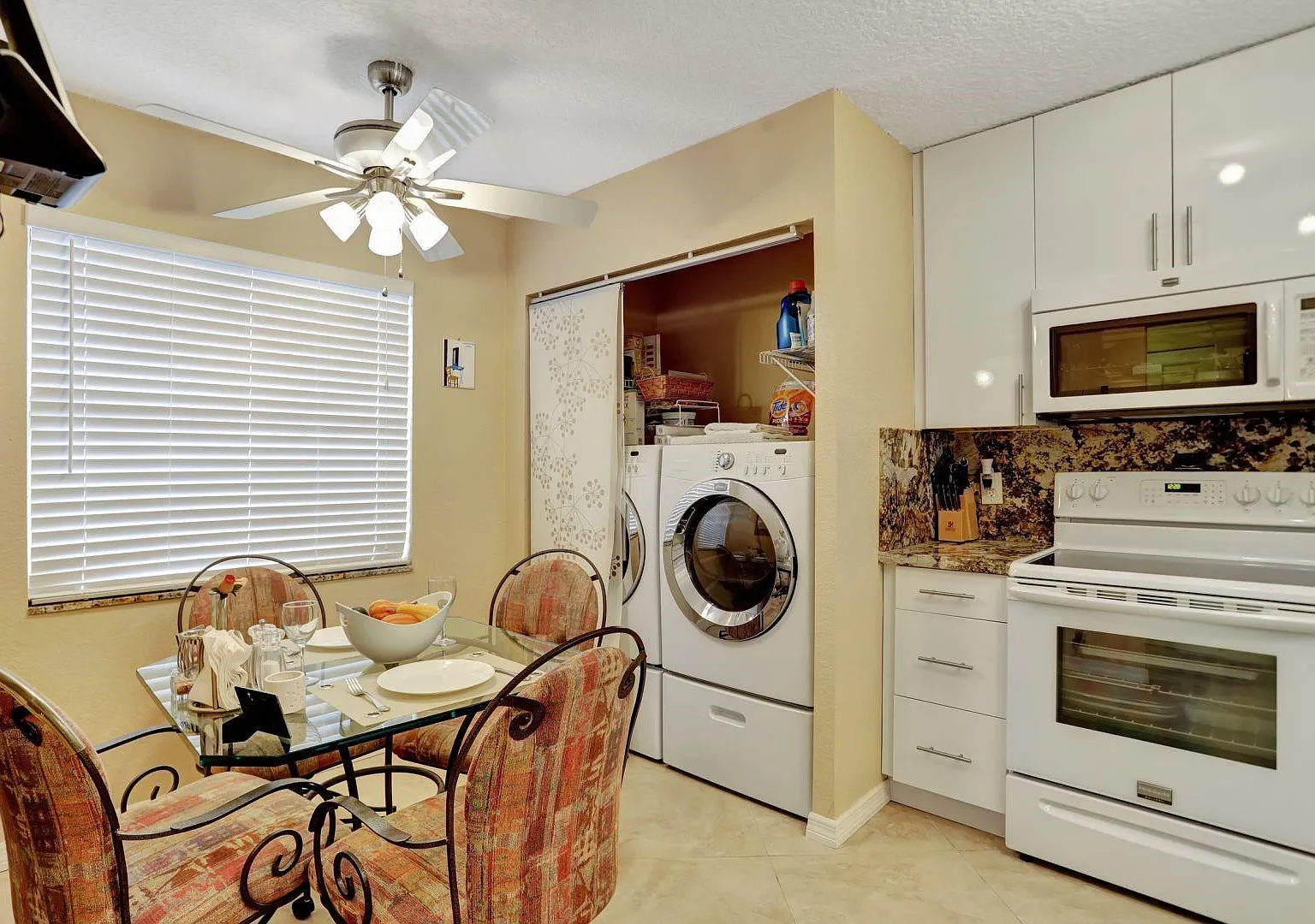 2 bed, 2.0 bath, 1100 sqft, $1,950 — Photo 3