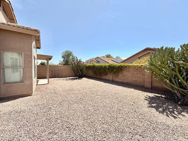 13719 W Keim Dr — Photo 24