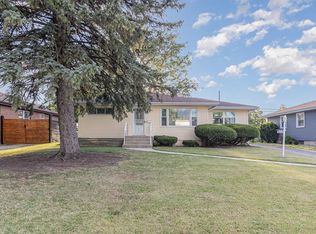8134 Howard Ave, Munster, IN 46321