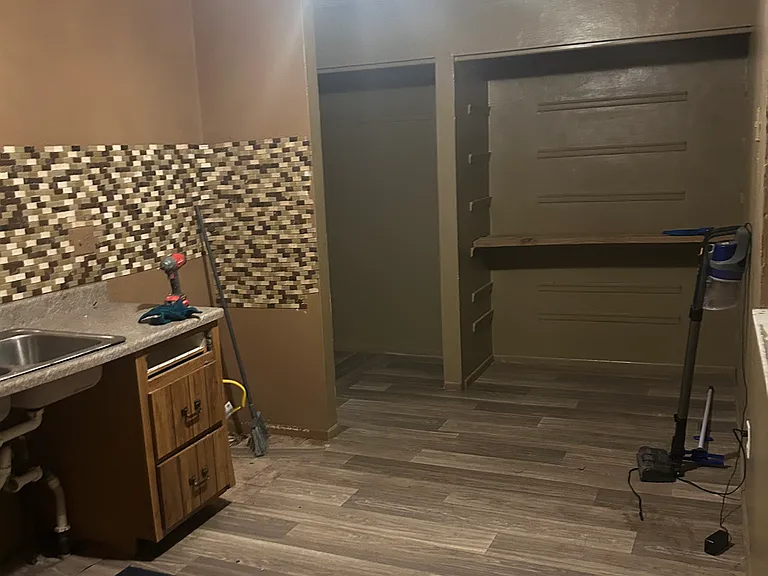 108 Knox Ave #110 — Photo 7