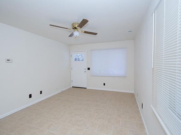 3rd image of 4576 Natchez Ave