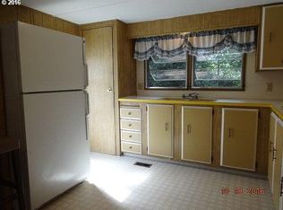 601 Westlog St, Yoncalla, OR 97499