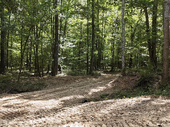 4th image of Johns Shiloh Rd