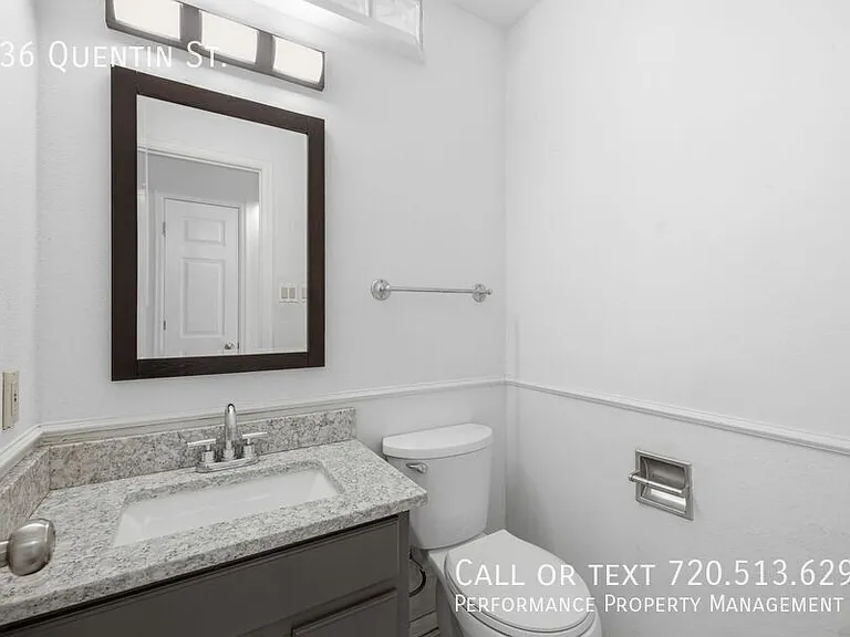 536 Quentin St — Photo 16