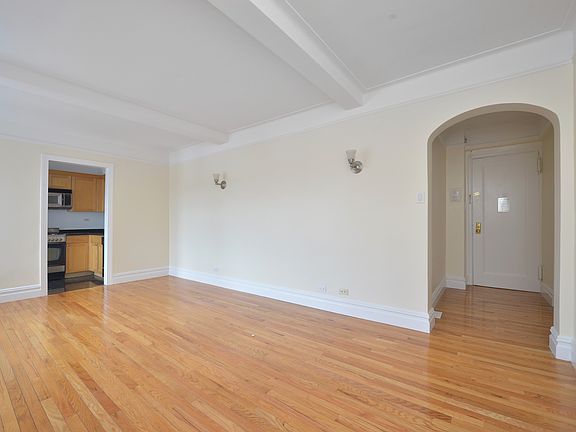 2nd image of 95 Christopher St APT 13J