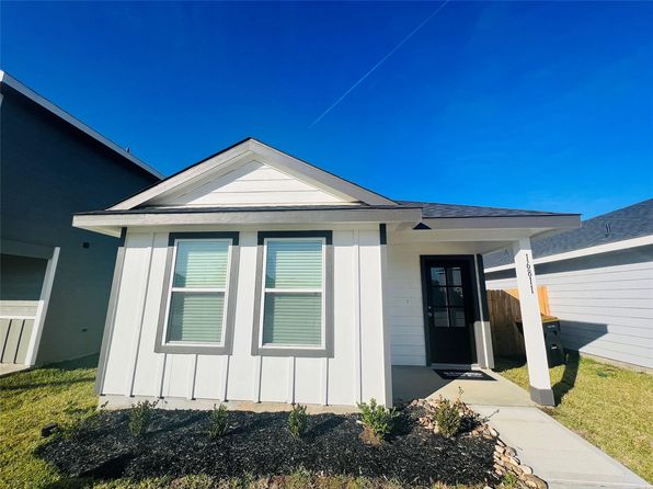 16811 N Marie Village Dr