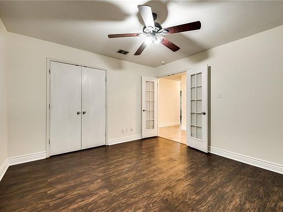 4th image of 2716 Cedar Crest Dr