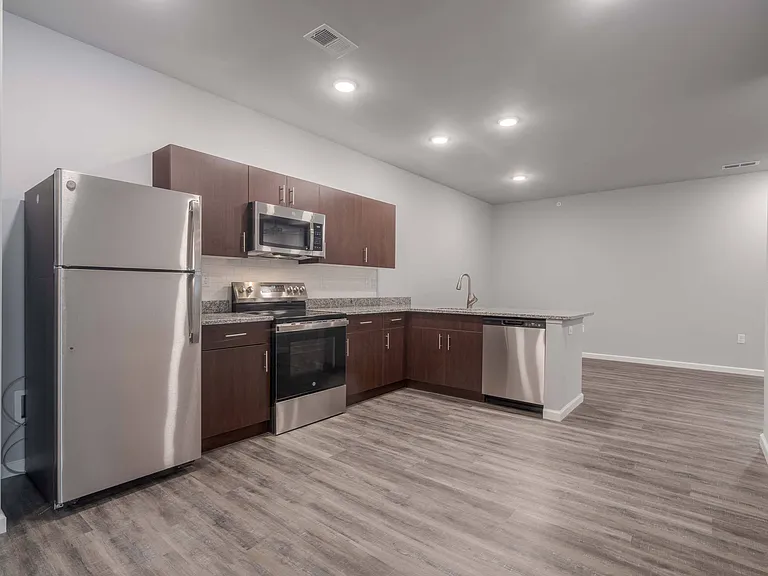 Glengrove Apartments — Photo 19
