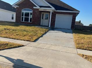 9337 E Claiborne Pkwy, Westwego, LA 70094
