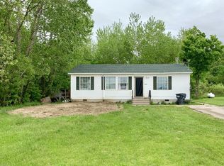 71667 67th St, Hartford, MI 49057