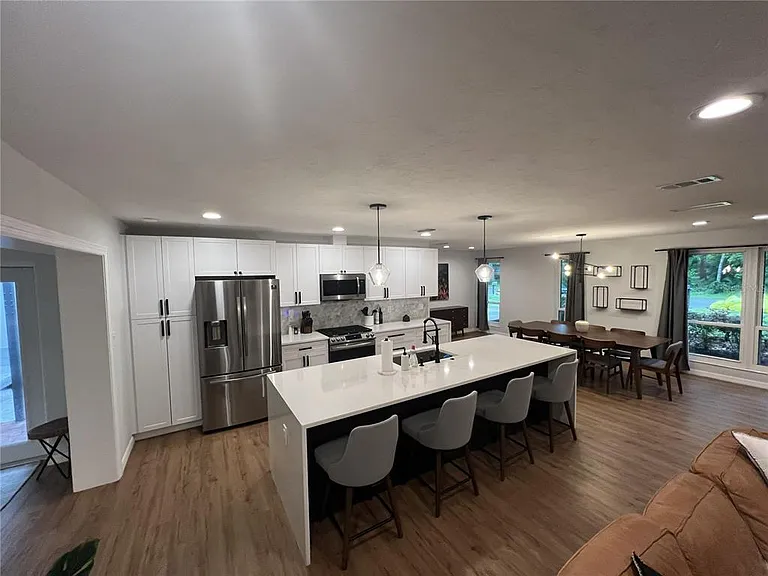 3745 SW 6th Pl — Photo 34