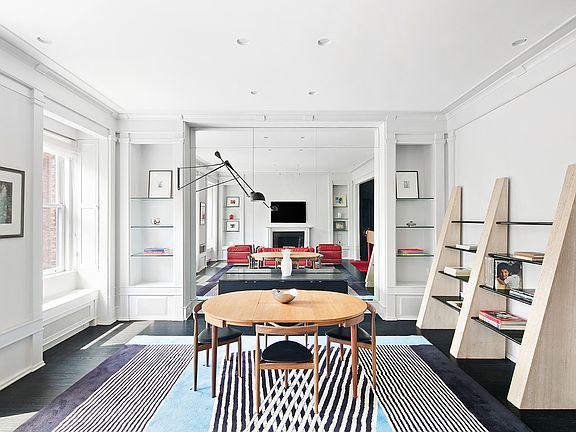 2nd image of 10 E 68th St #4/5