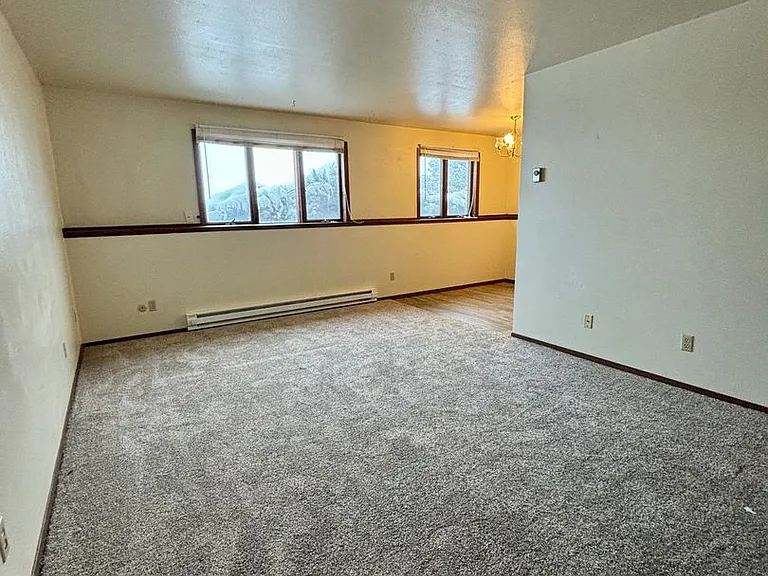 744 Darby St. — Photo 3