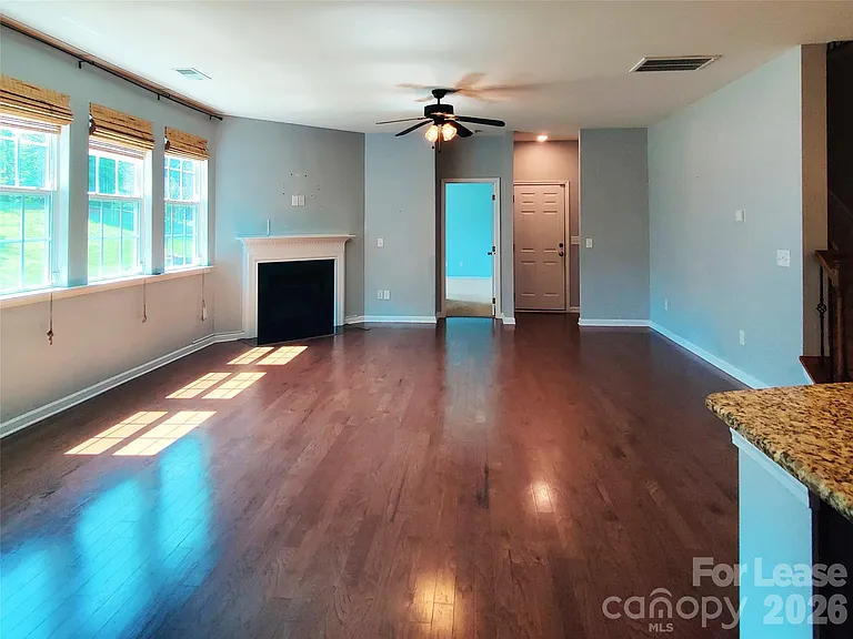 1044 Shiloh Bend Trl — Photo 5